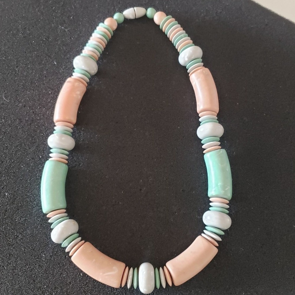 Vintage‎ Avon Pastel Bead Necklace - Unique Retro Jewelry